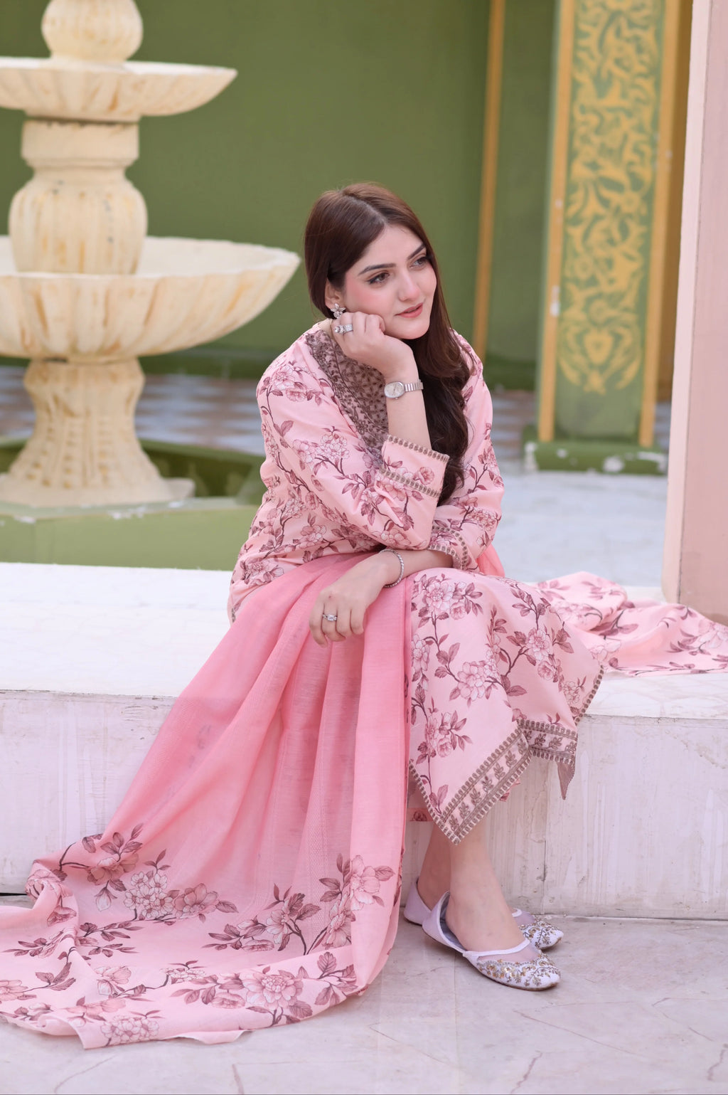 Floral Poise 3 PC