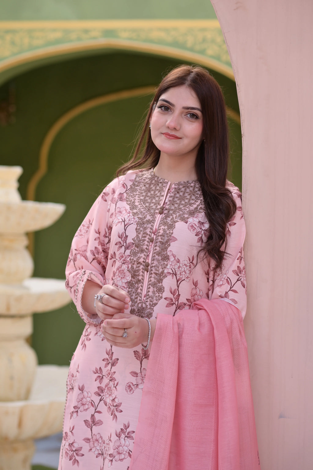 Floral Poise 3 PC