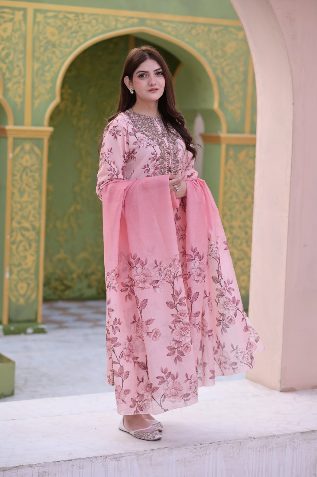Floral Poise 3 PC